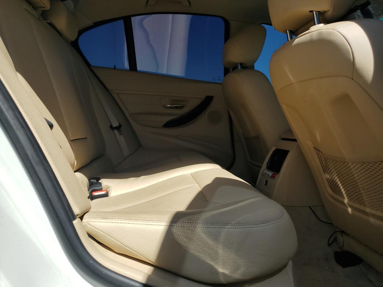 2015 BMW 328 I VIN: WBA3A5C55FF609652 Lot: 56927994