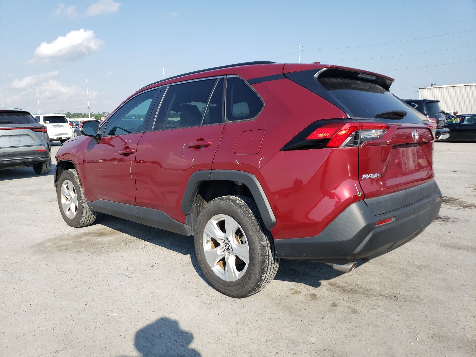 2021 Toyota Rav4 Xle vin: 2T3W1RFV5MW155076