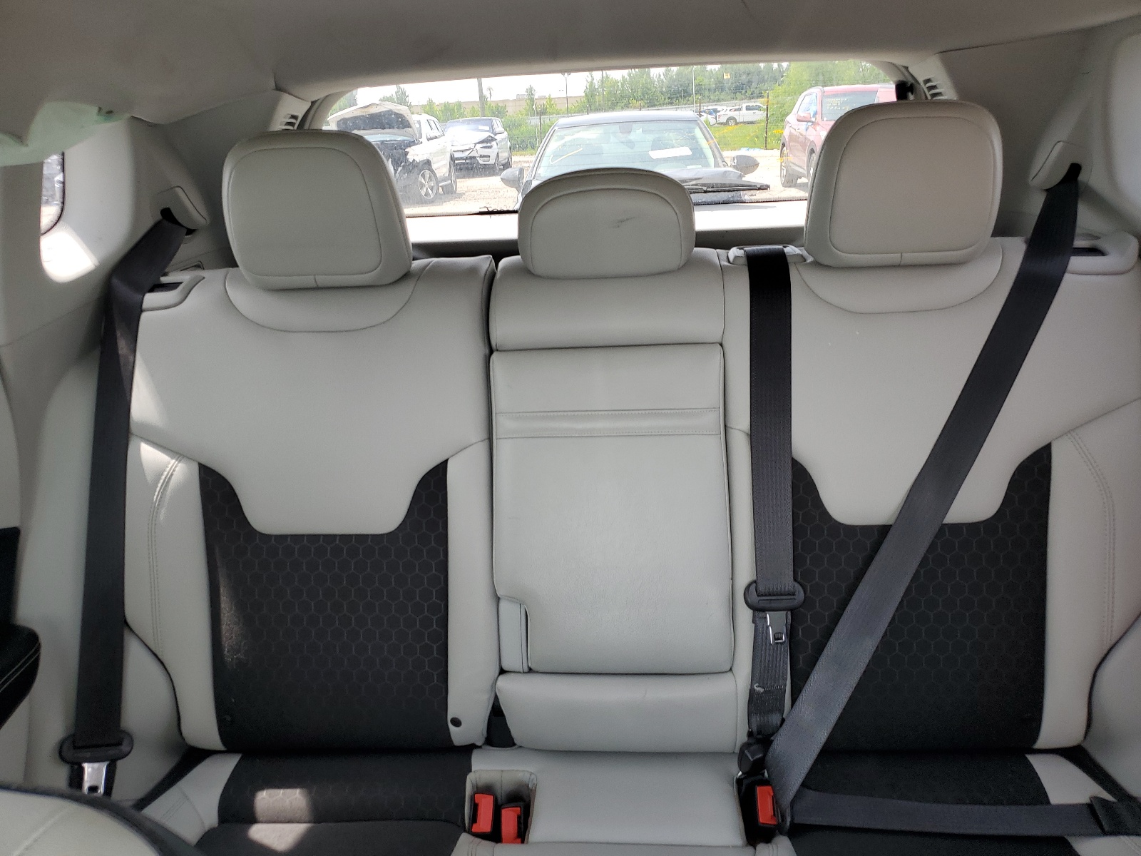 3C4NJDBBXJT201918 2018 Jeep Compass Latitude