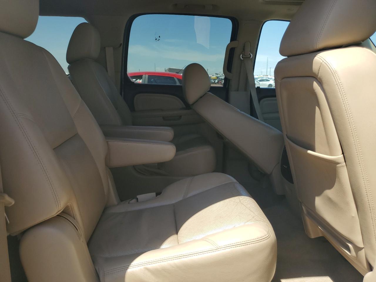 1GKS2MEF5CR229110 2012 GMC Yukon Xl Denali