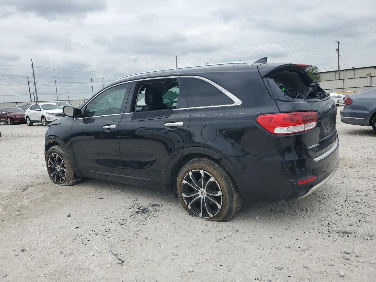 2018 Kia Sorento - Image 2