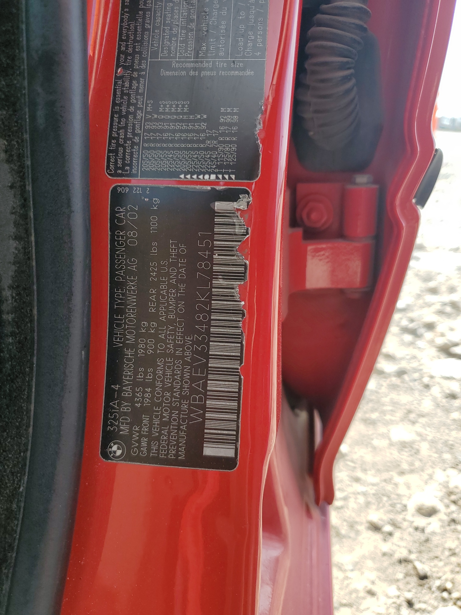 WBAEV33482KL78451 2002 BMW 325 I