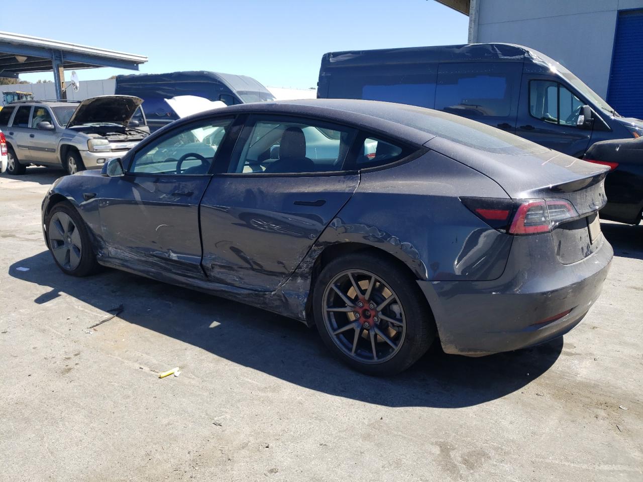 5YJ3E1EB8NF184210 2022 TESLA MODEL 3 - Image 2