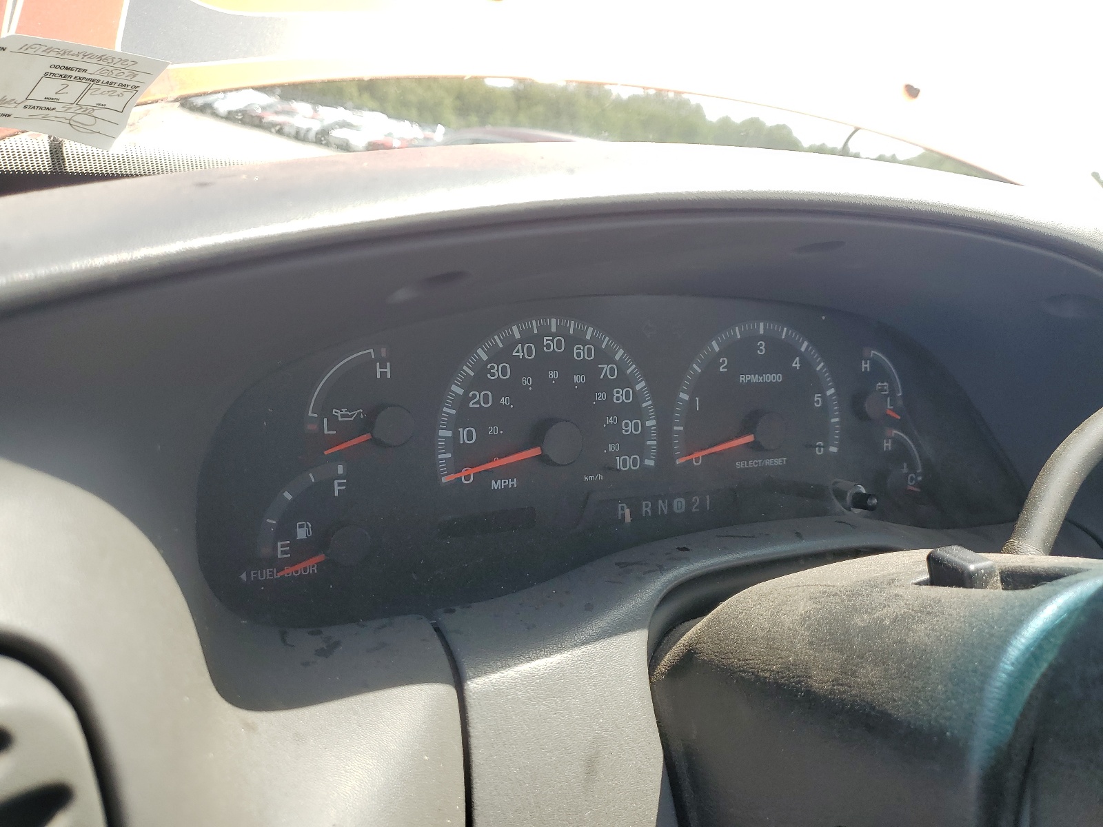 1FTRF18W1YNB63727 2000 Ford F150