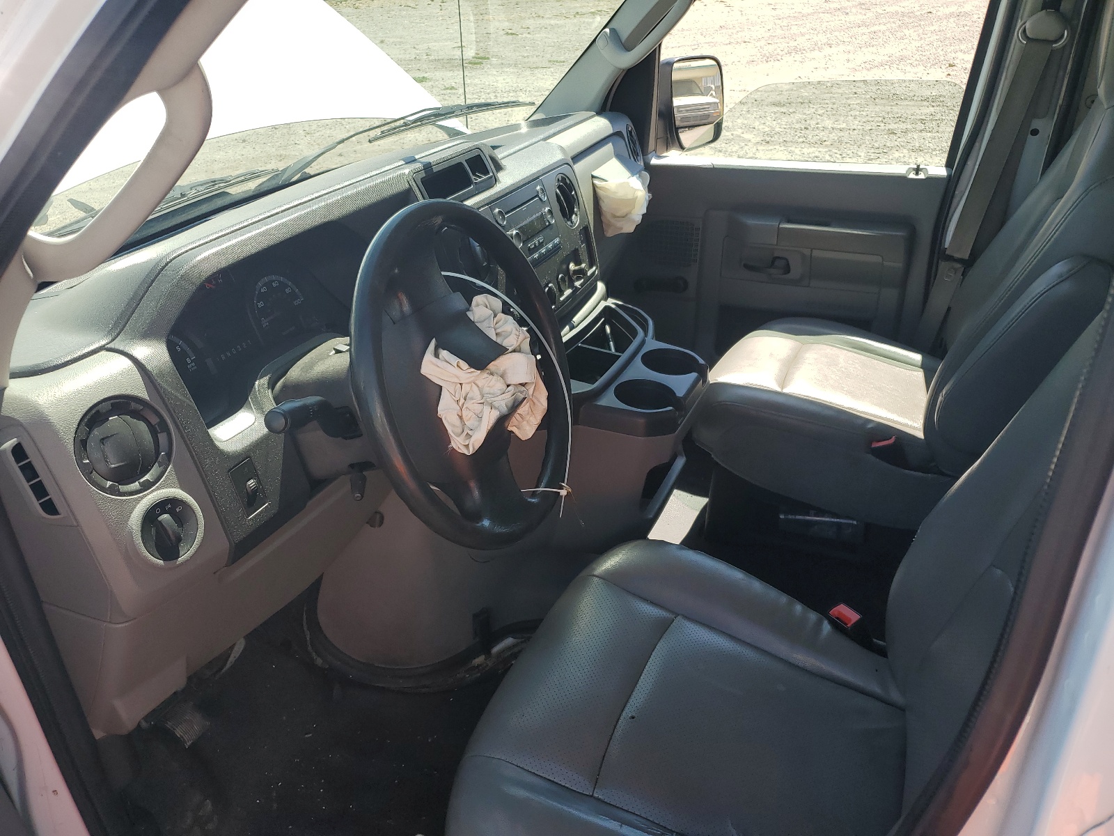 1FDSE35L09DA57847 2009 Ford Econoline E350 Super Duty Cutaway Van