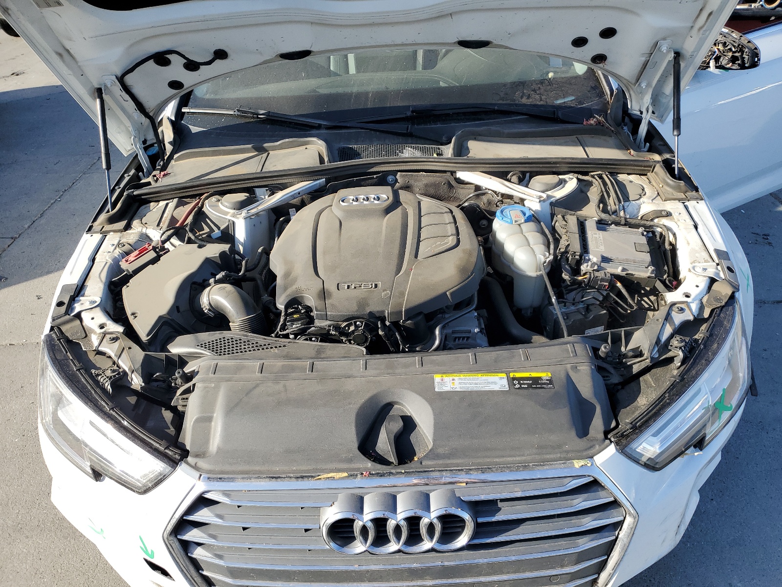 WAULMAF49JN019469 2018 Audi A4 Premium Plus