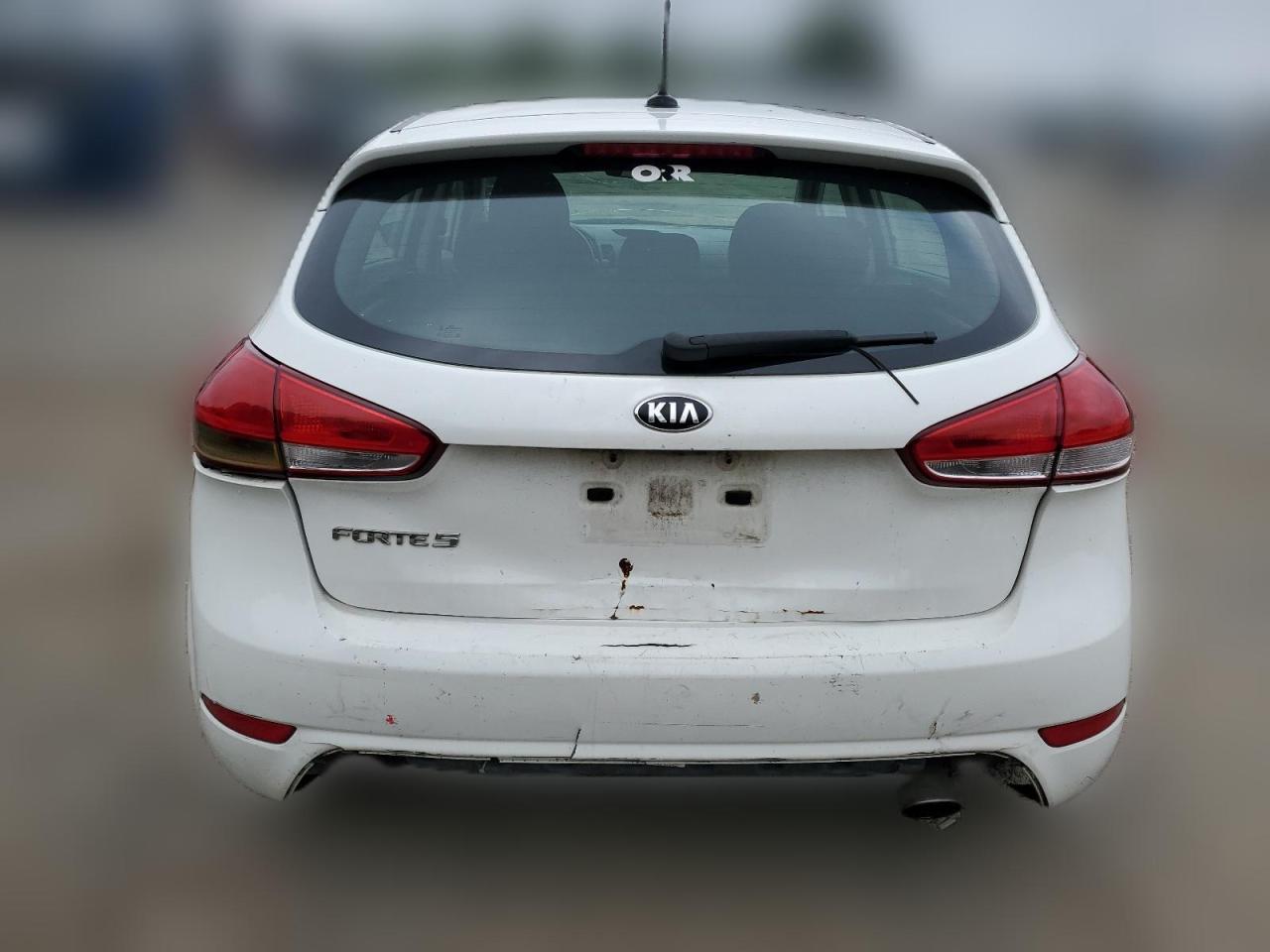 2018 Kia Forte - Image 6