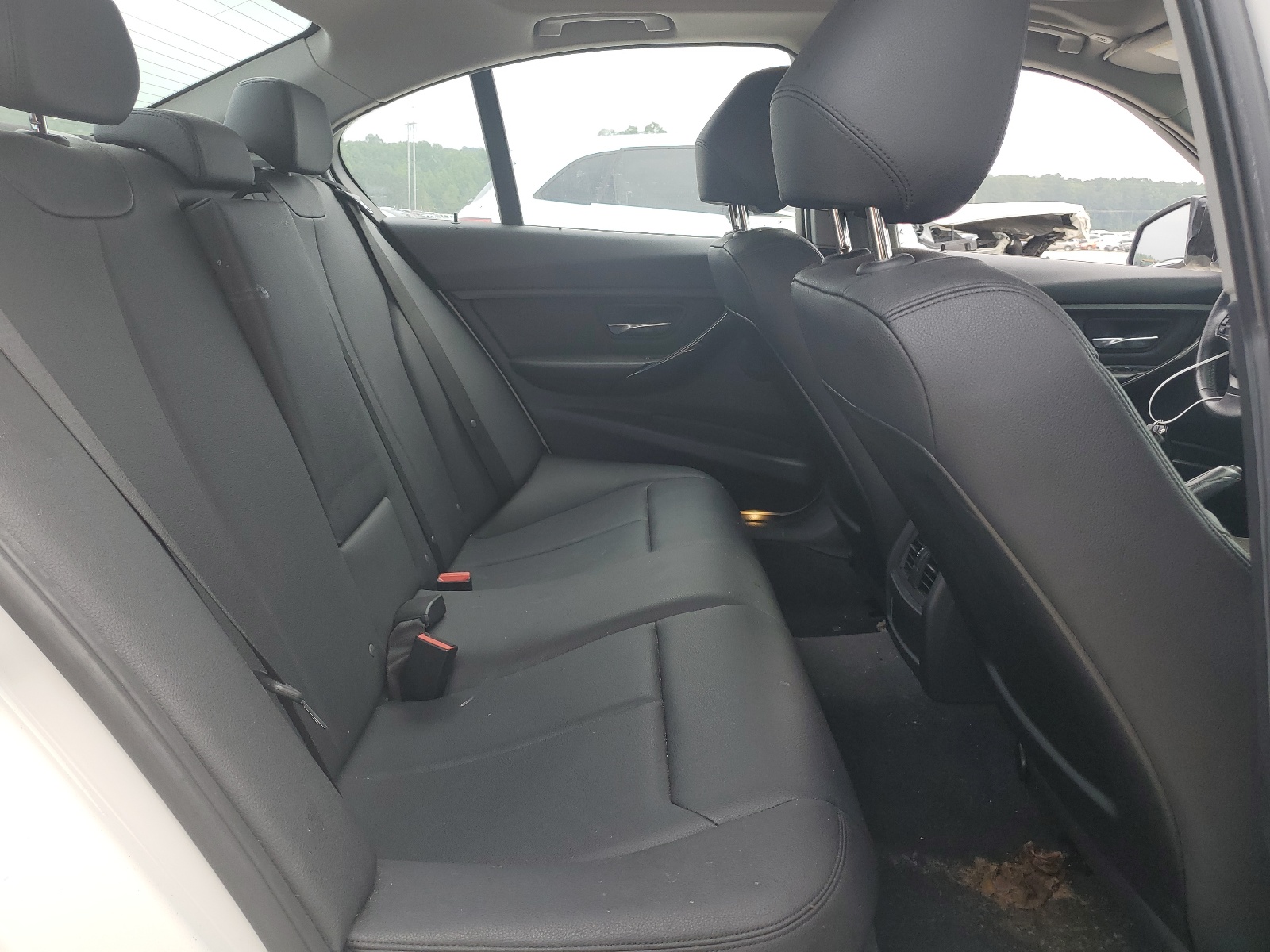 WBA3B1G55FNT03038 2015 BMW 320 I