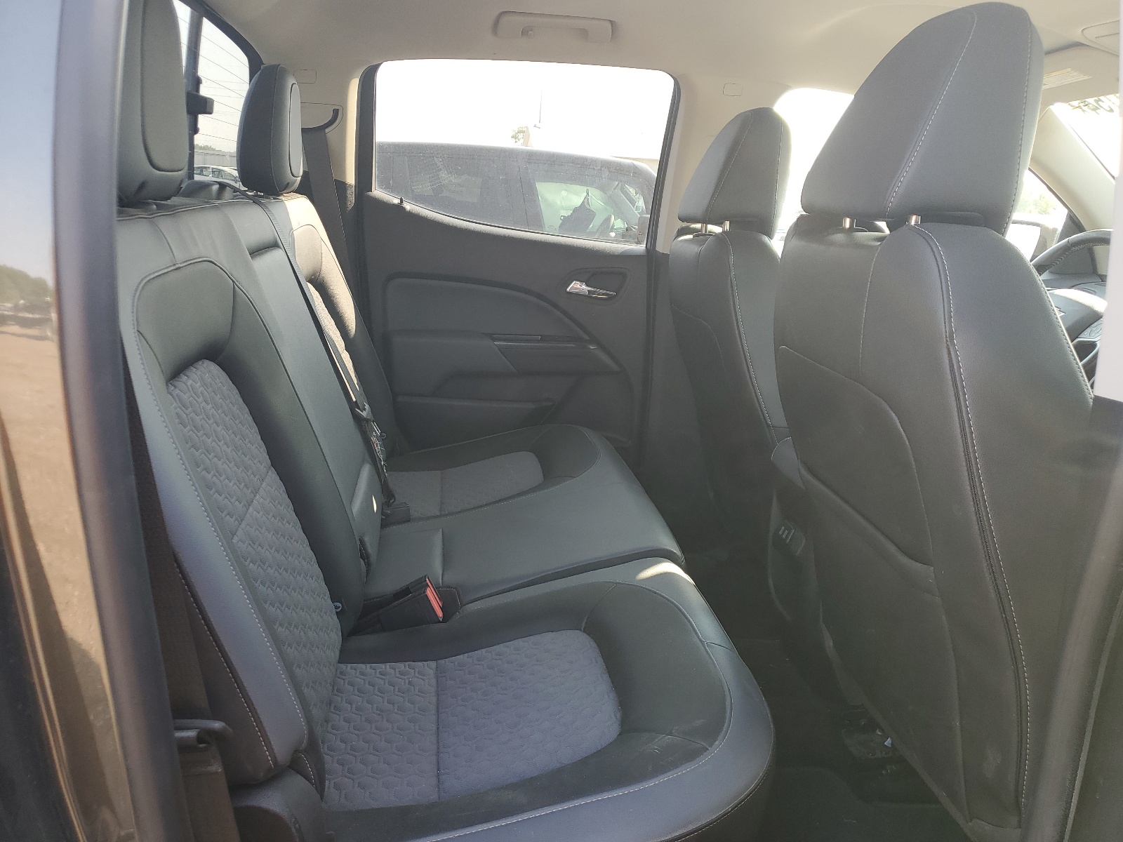 1GCPTDE18J1194819 2018 Chevrolet Colorado Z71