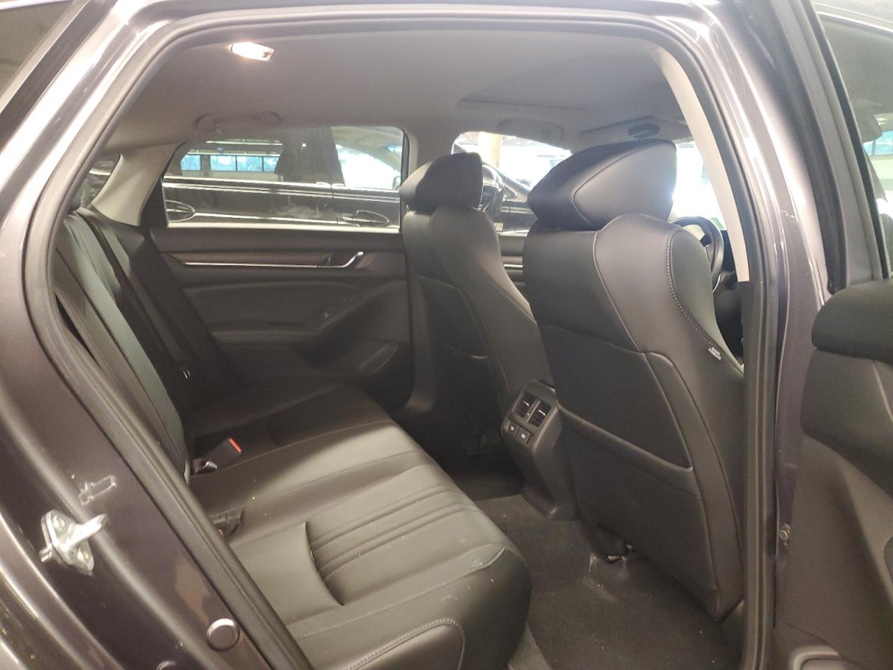 2022 Honda Accord Touring Hybrid VIN: 1HGCV3F99NA002306 Lot: 60427174