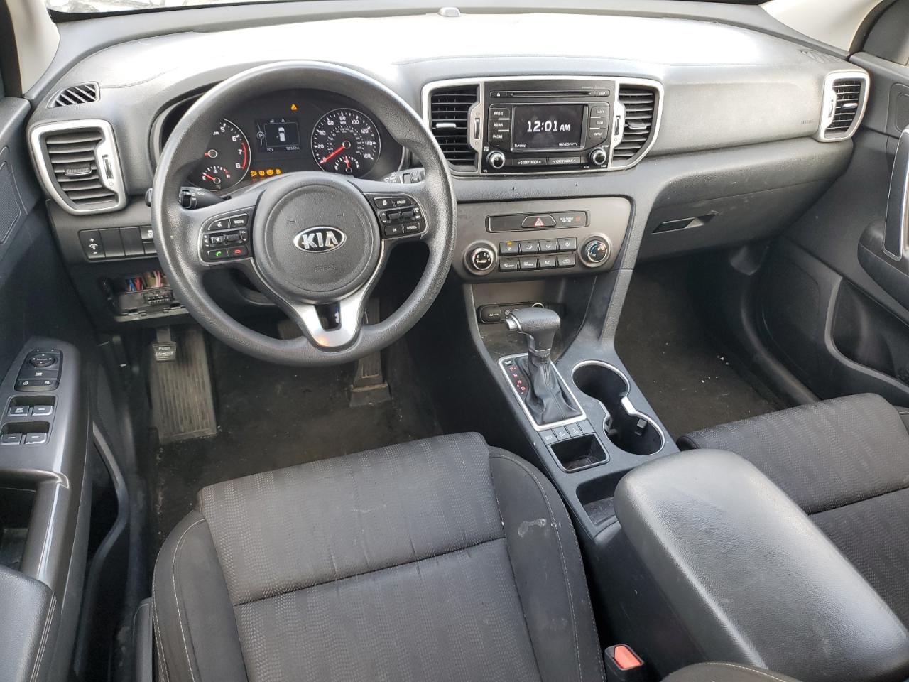 KNDPMCAC7H7155113 2017 Kia Sportage Lx