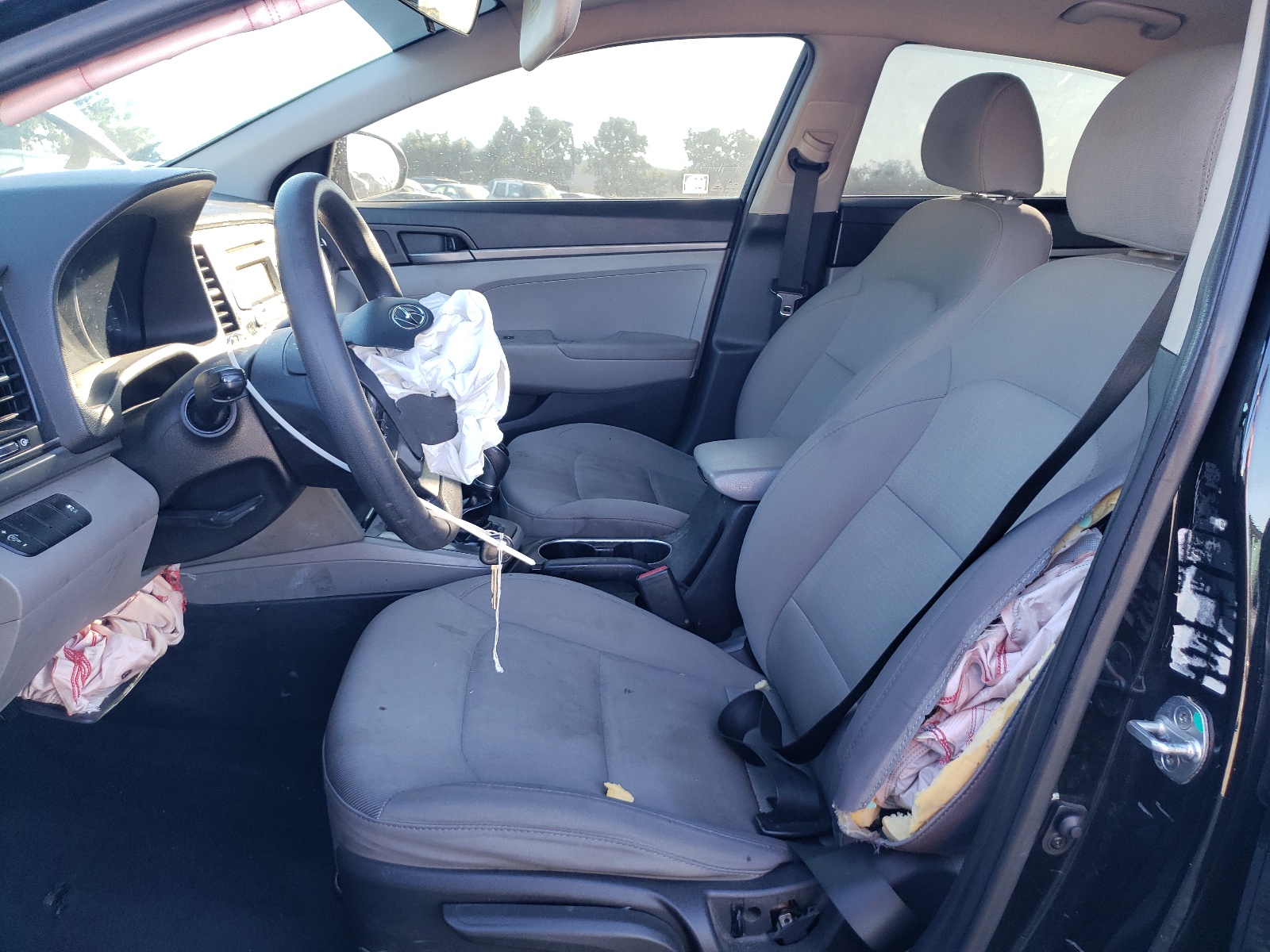 5NPD74LF1HH178647 2017 Hyundai Elantra Se