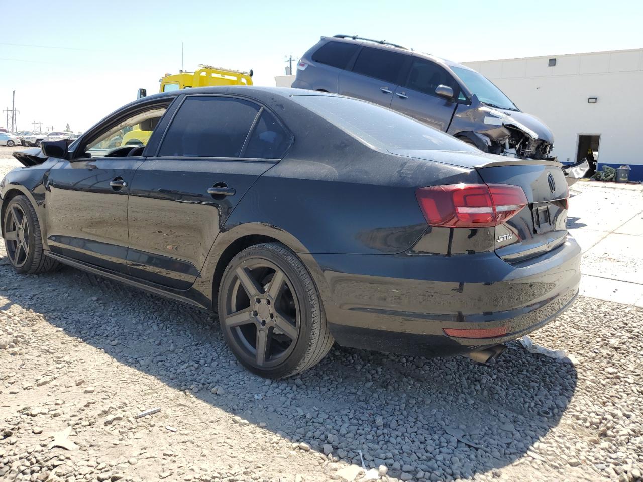 2018 Volkswagen Jetta - Image 2