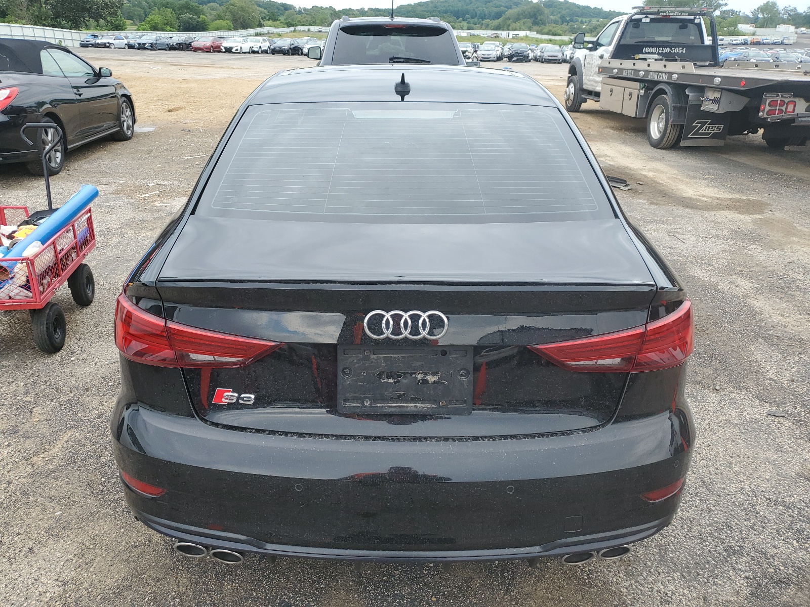 WAUF1GFF8J1067059 2018 Audi S3 Prestige