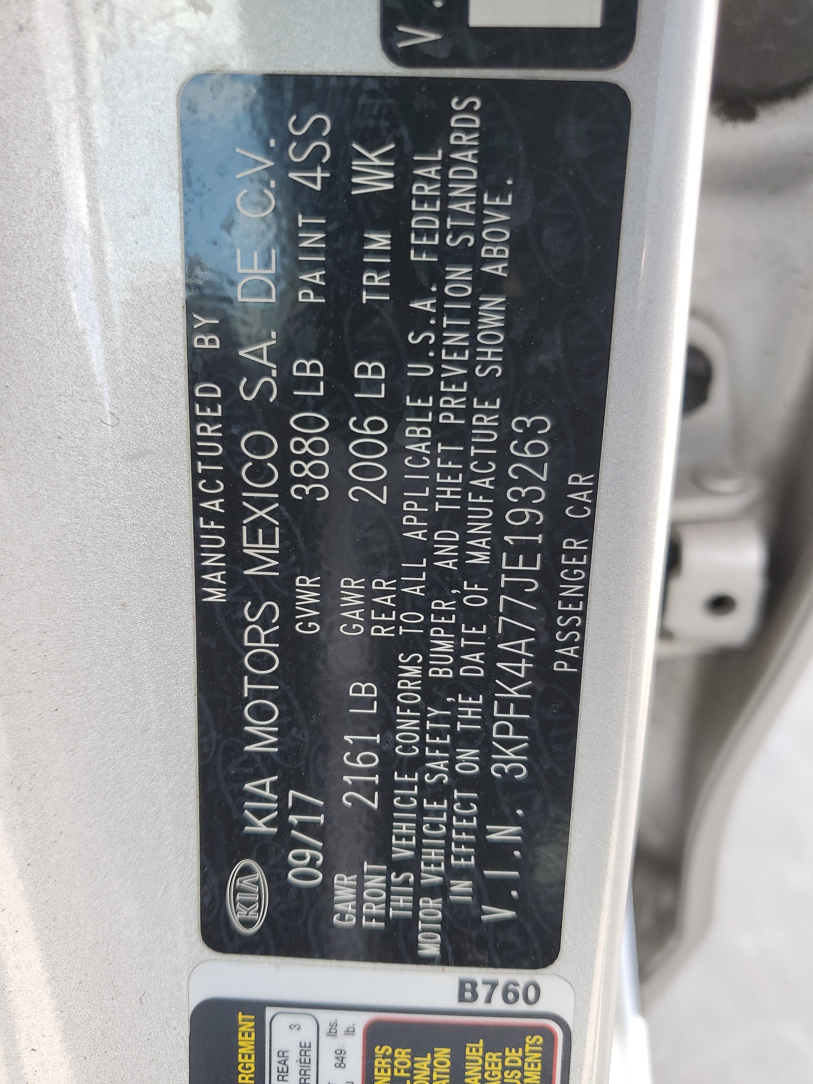 3KPFK4A77JE193263 2018 Kia Forte Lx