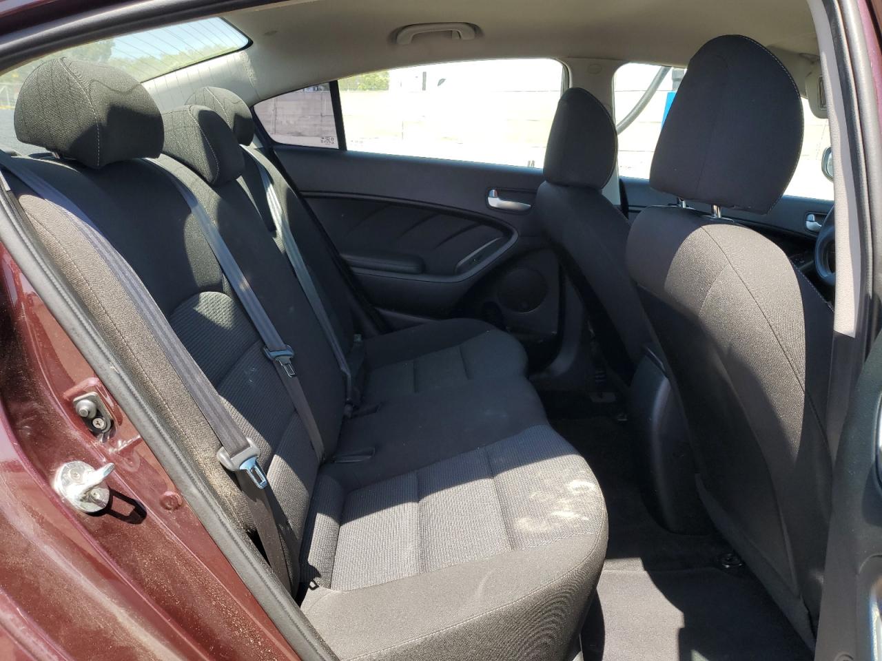 2017 Kia Forte Lx VIN: 3KPFK4A73HE010581 Lot: 59684844