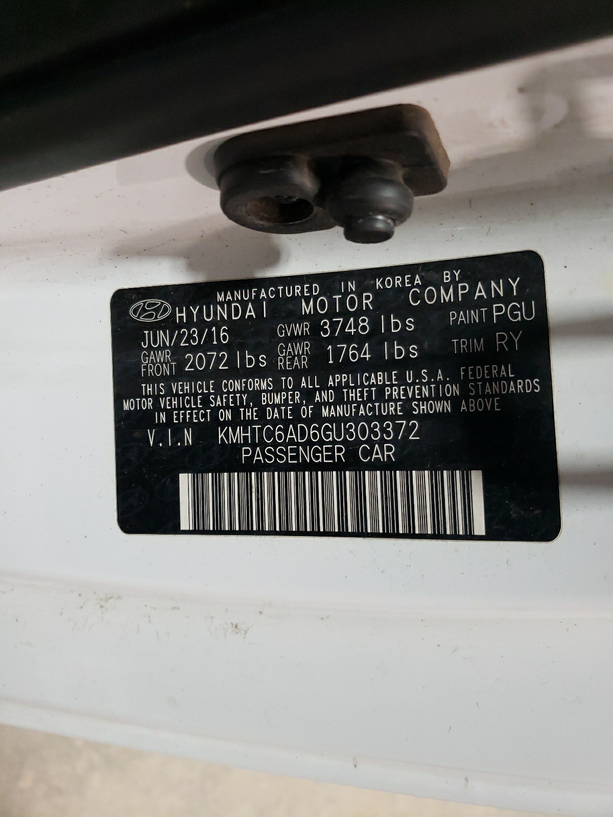 KMHTC6AD6GU303372 2016 Hyundai Veloster