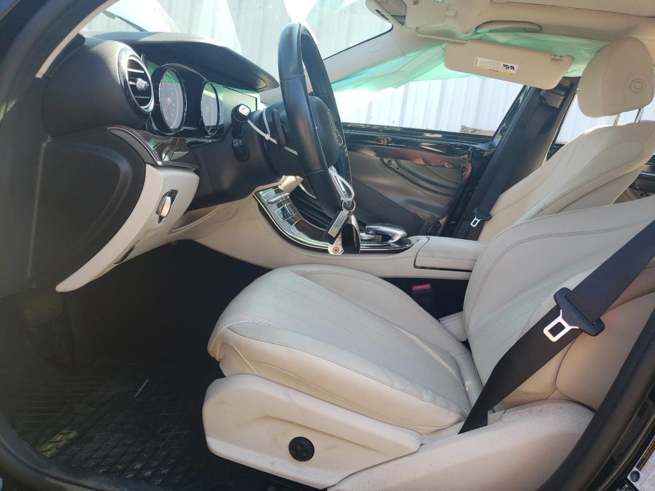 2019 Mercedes-Benz E 300 4Matic VIN: WDDZF4KB2KA586716 Lot: 58196194