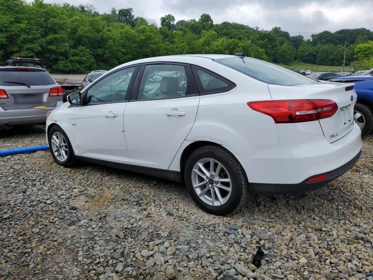 1FADP3F27GL365314 2016 FORD FOCUS - Image 2