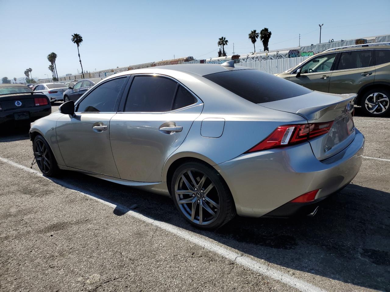 JTHBF1D2XF5064274 2015 LEXUS IS - Image 2