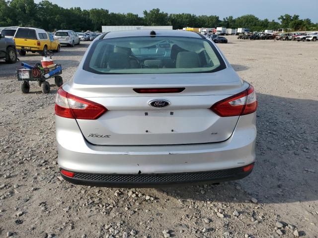  FORD FOCUS 2012 Серебристый