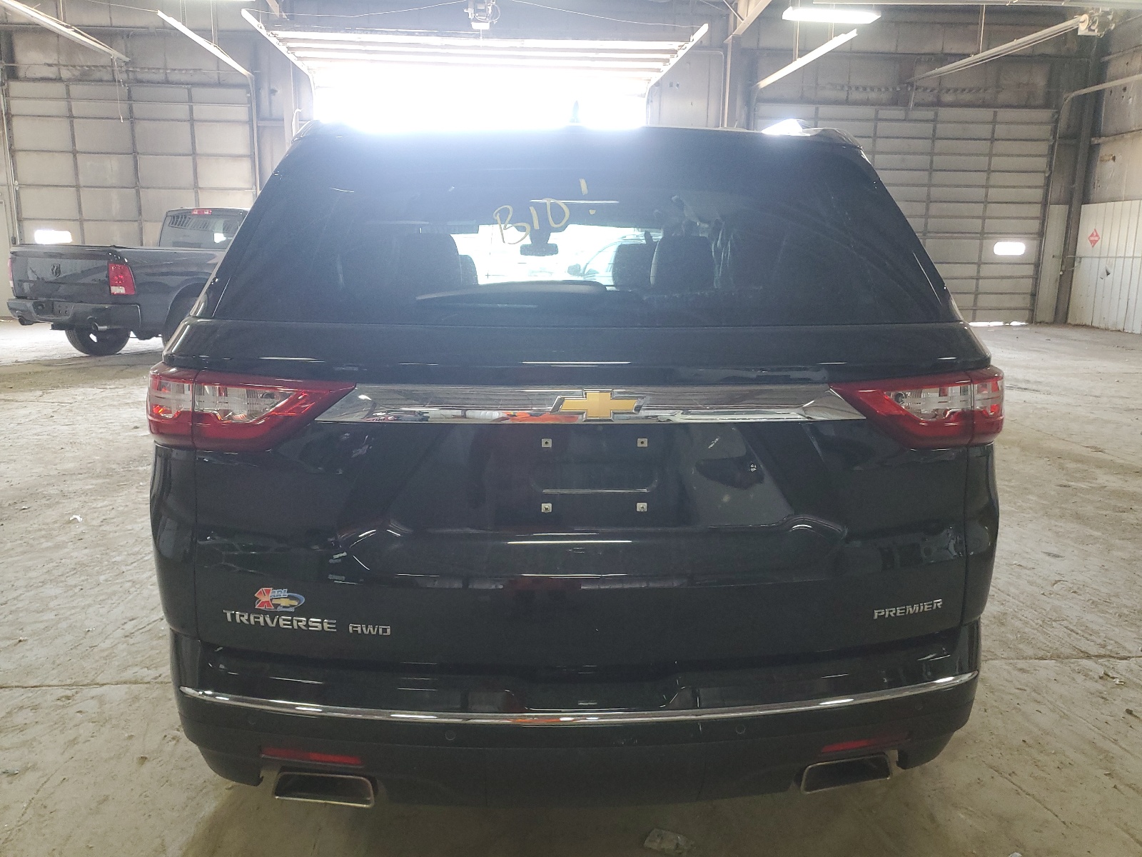 1GNEVKKW5KJ158424 2019 Chevrolet Traverse Premier
