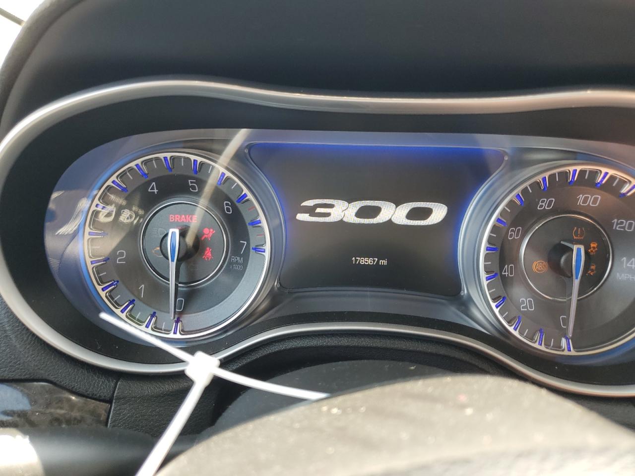 2016 Chrysler 300C VIN: 2C3CCAEGXGH324745 Lot: 57112584