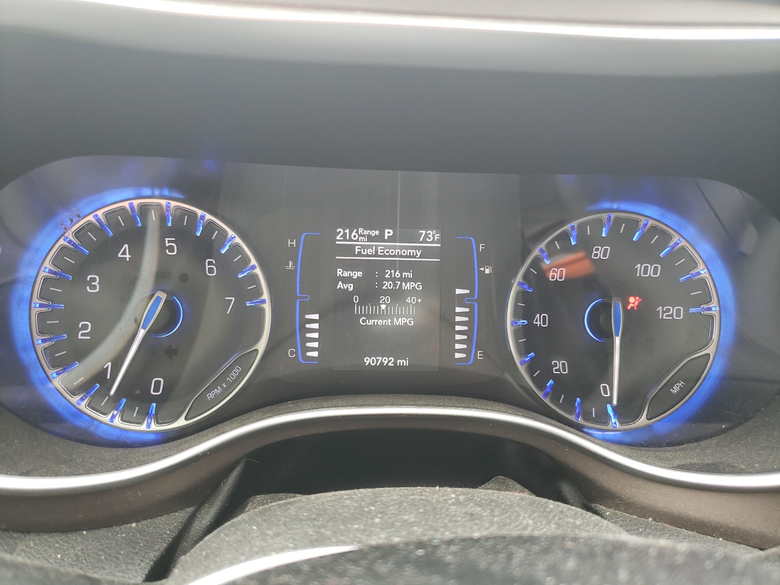 2C4RC1BG0KR673197 2019 Chrysler Pacifica Touring L