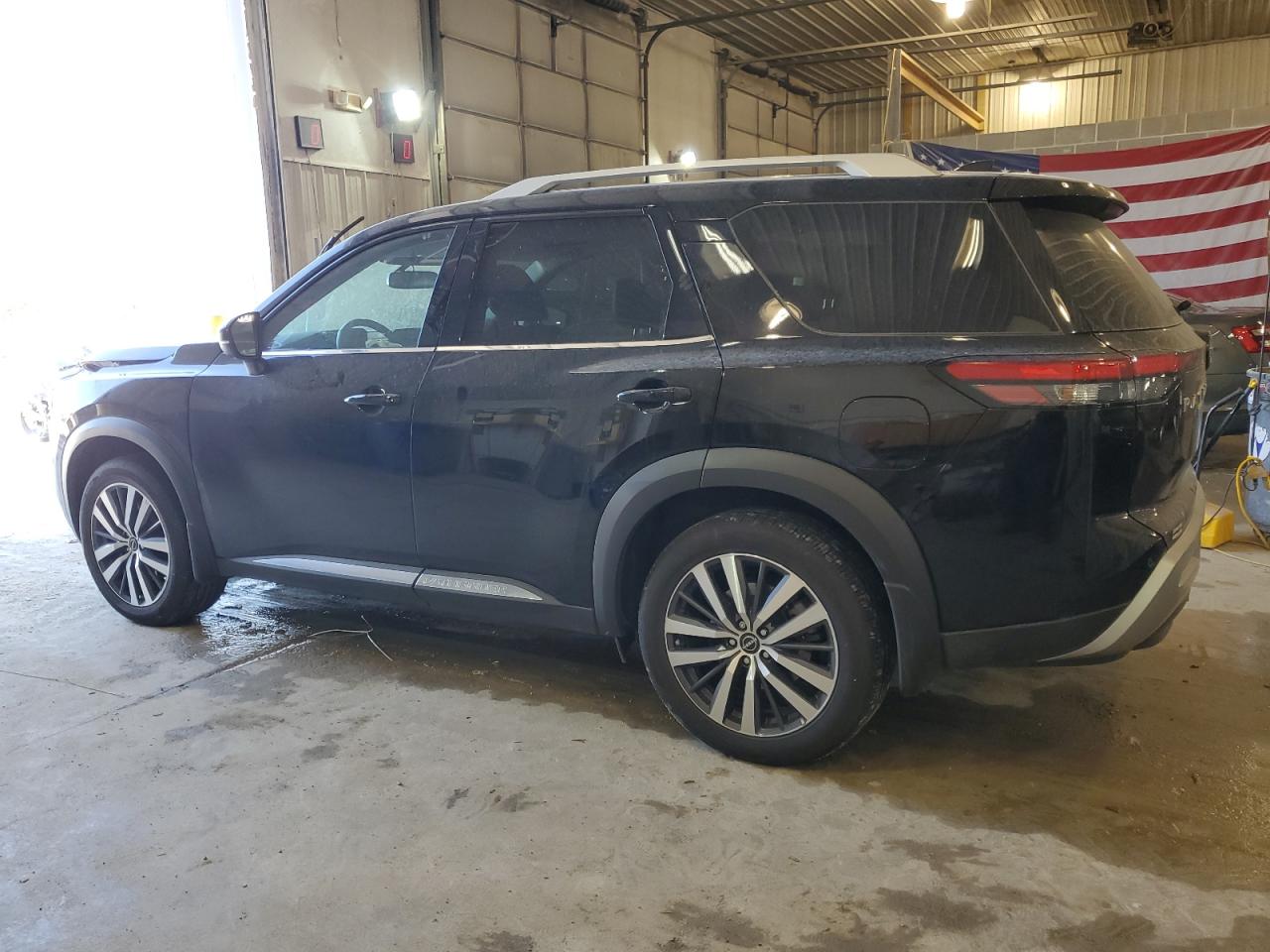 5N1DR3DK9NC201899 2022 Nissan Pathfinder Platinum