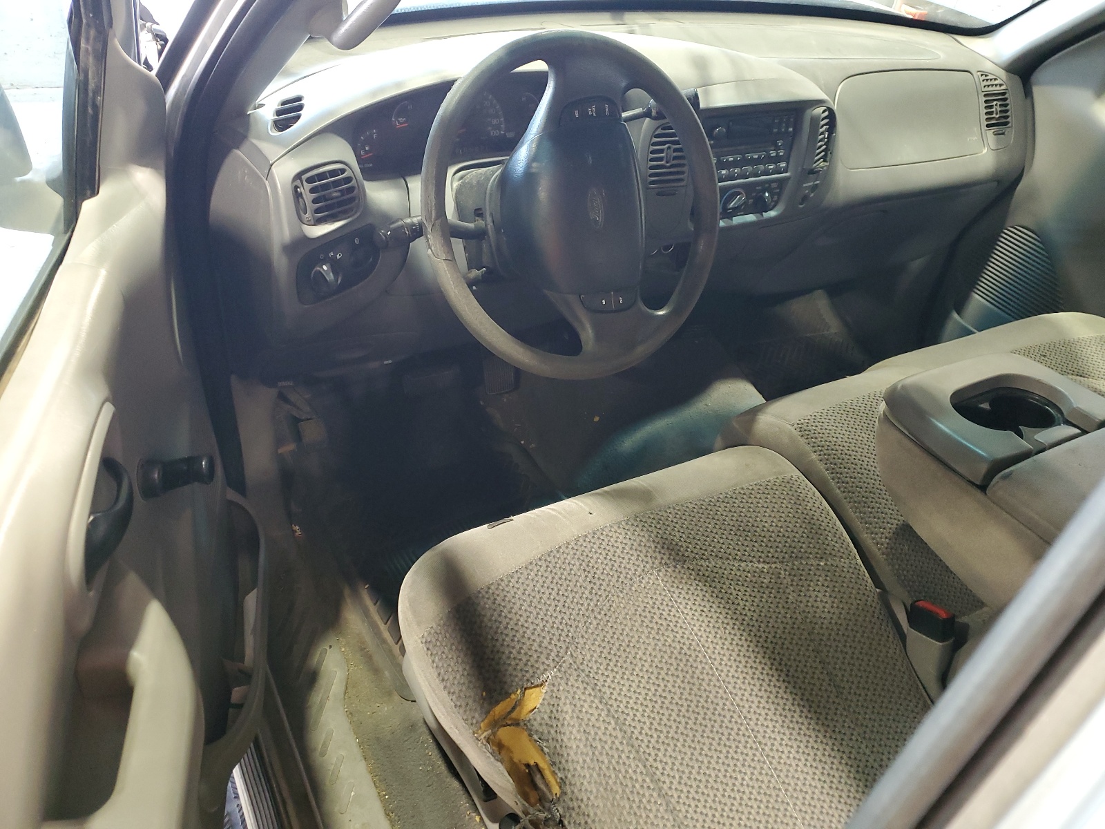 1FTZX1727YKB23956 2000 Ford F150