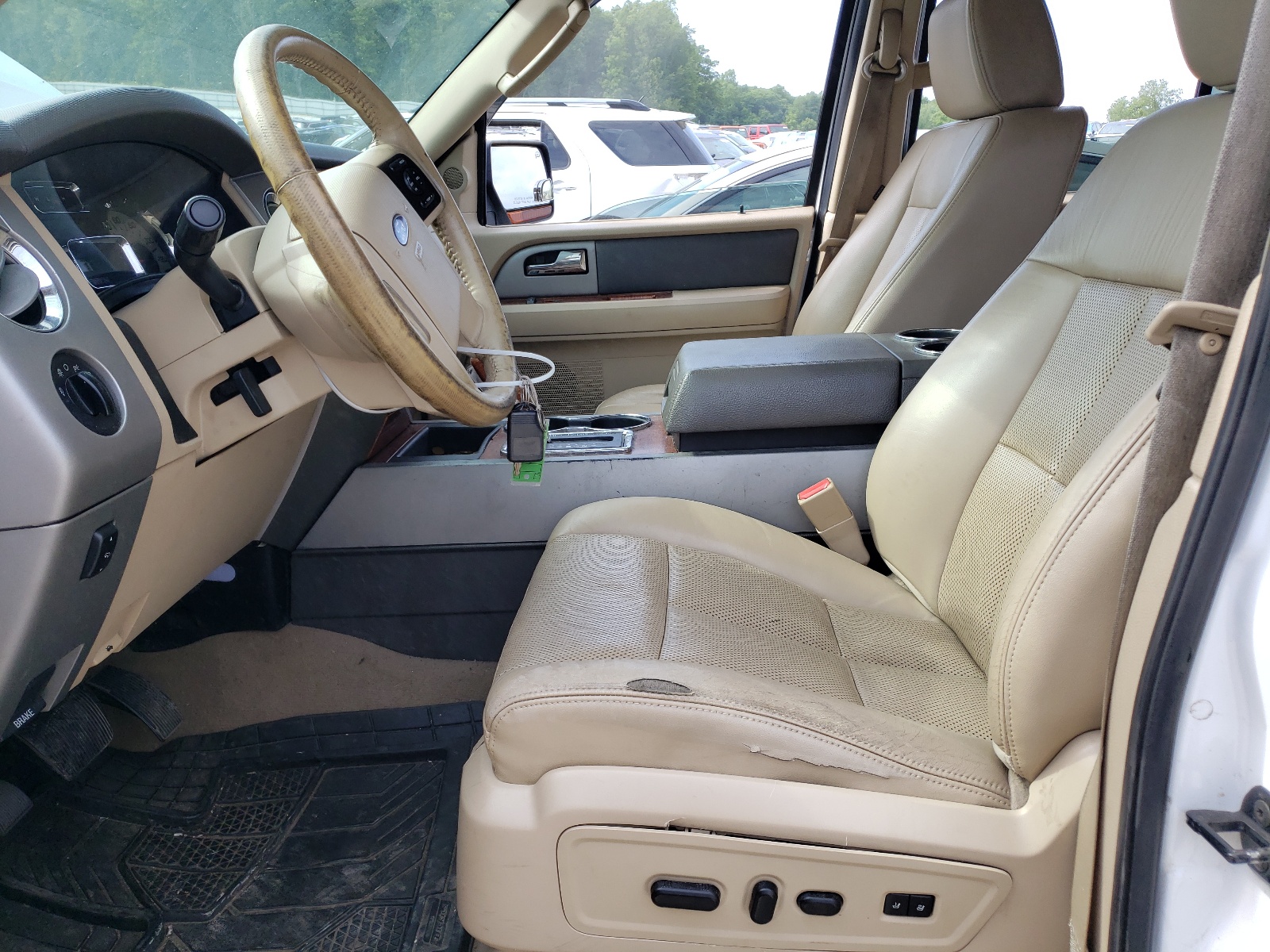 1FMFU18597LA97675 2007 Ford Expedition Eddie Bauer