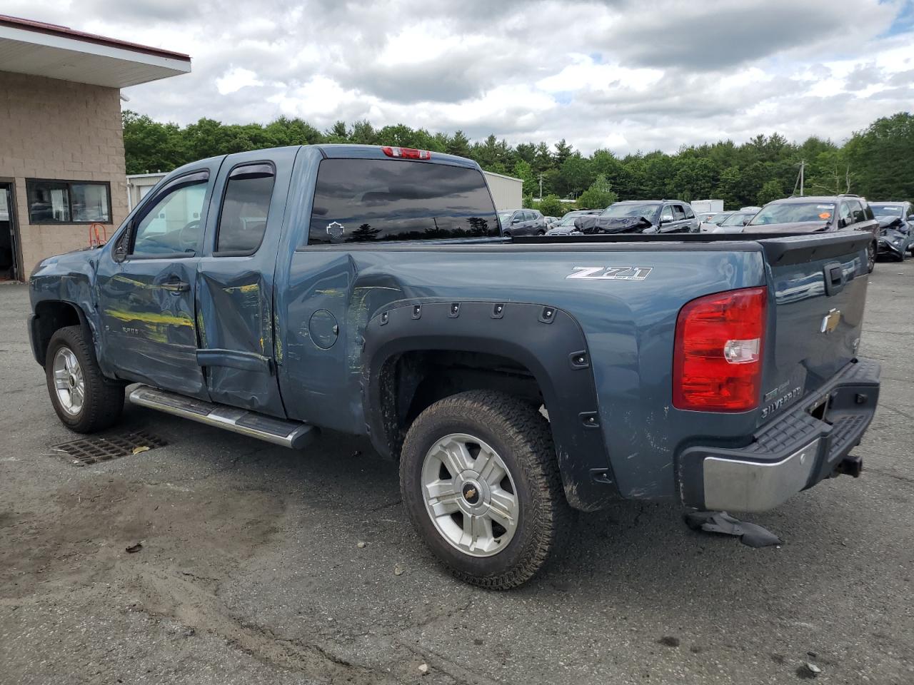 1GCRKSE34BZ101461 2011 Chevrolet Silverado K1500 Lt