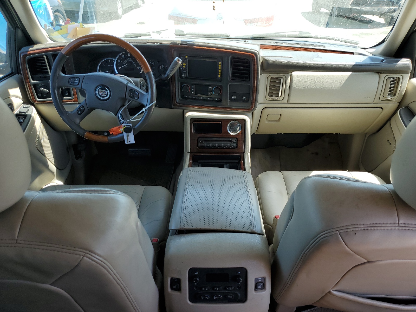 1GYEK63N64R133352 2004 Cadillac Escalade Luxury