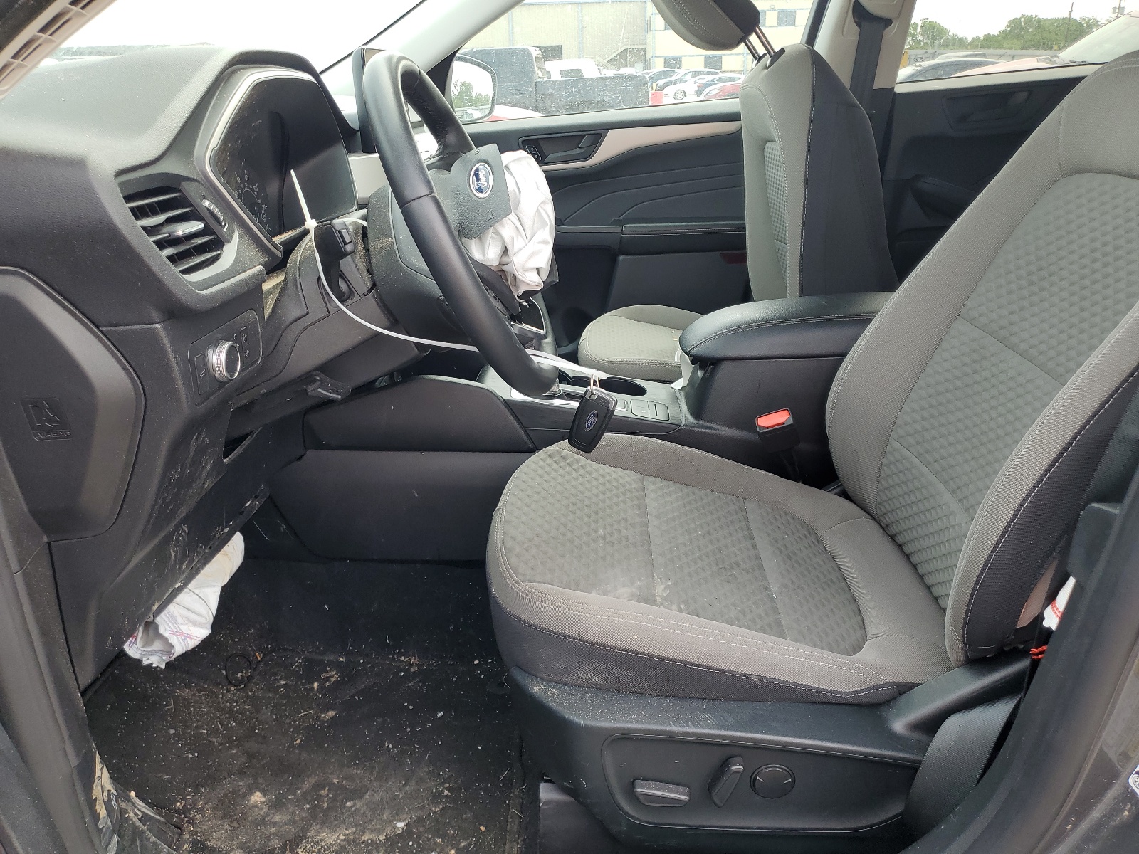 1FMCU0G6XNUB29435 2022 Ford Escape Se