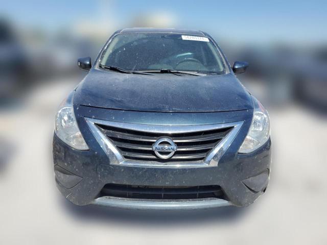  NISSAN VERSA 2016 Синий