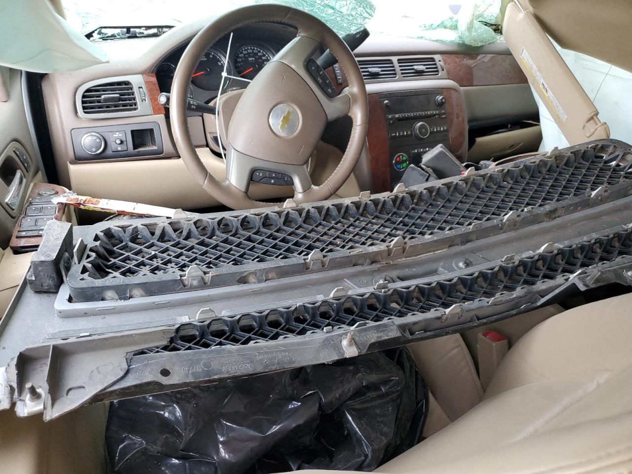 2011 Chevrolet Tahoe C1500 Lt VIN: 1GNSCBE07BR137379 Lot: 60100754