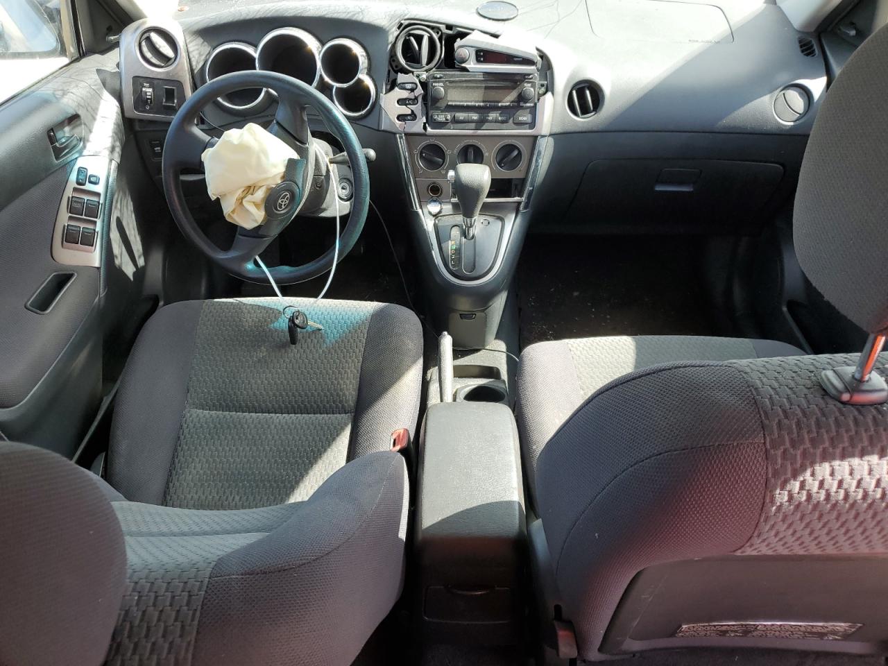 2005 Toyota Corolla Matrix Xr VIN: 2T1KR32E45C484714 Lot: 59628054