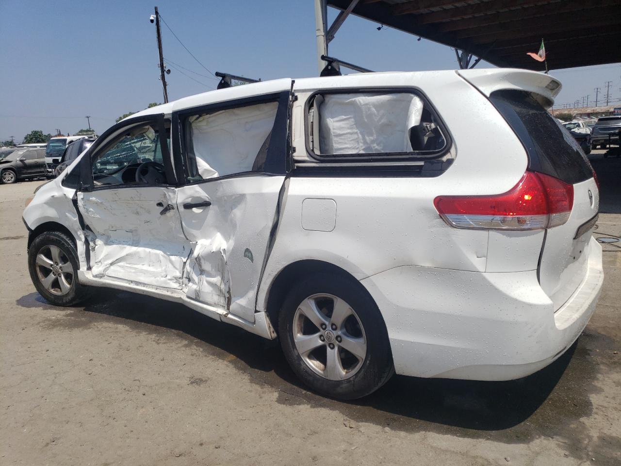 2011 Toyota Sienna VIN: 5TDZK3DC6BS036251 Lot: 58776024