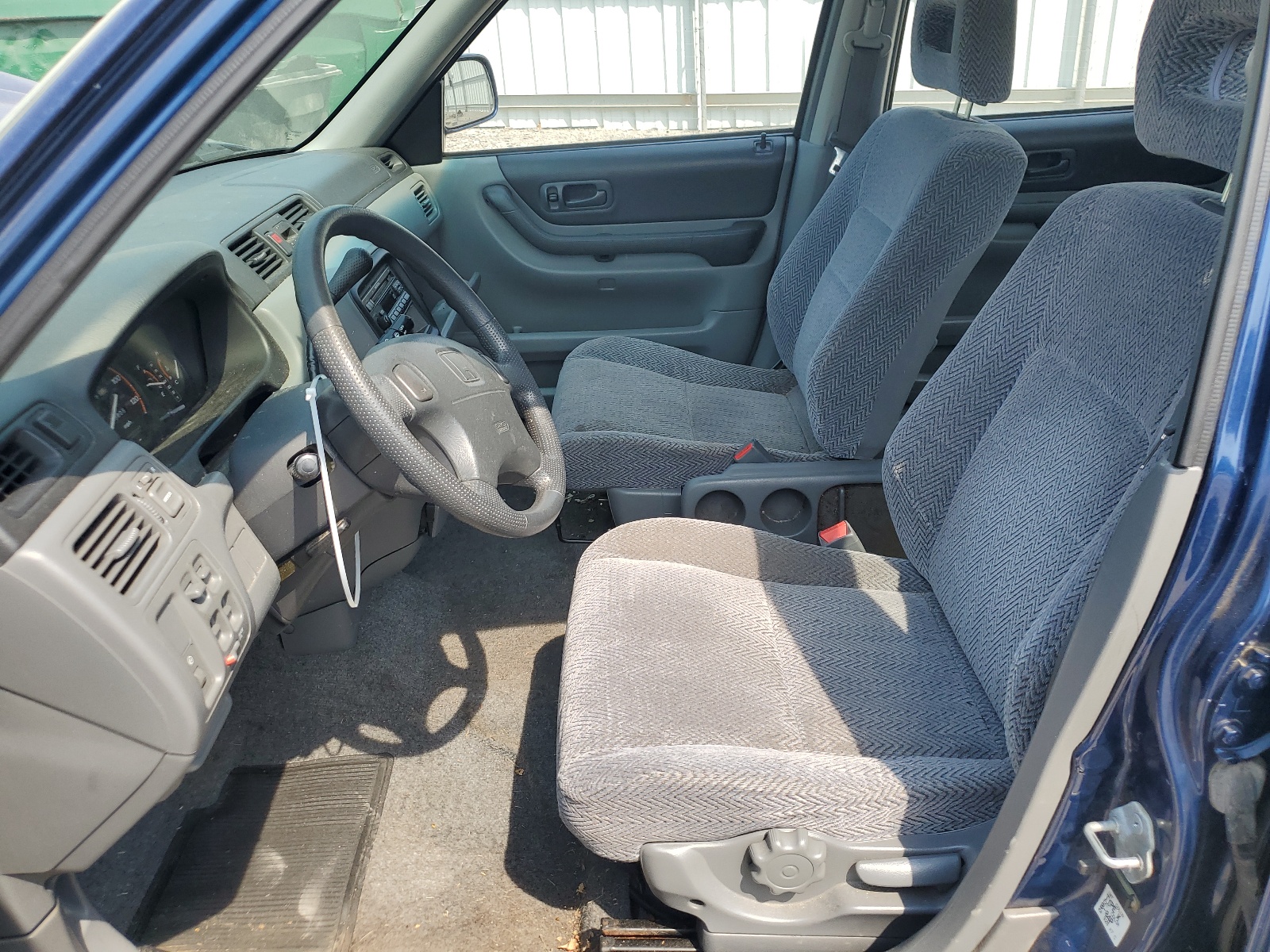 JHLRD1868WC081172 1998 Honda Cr-V Ex