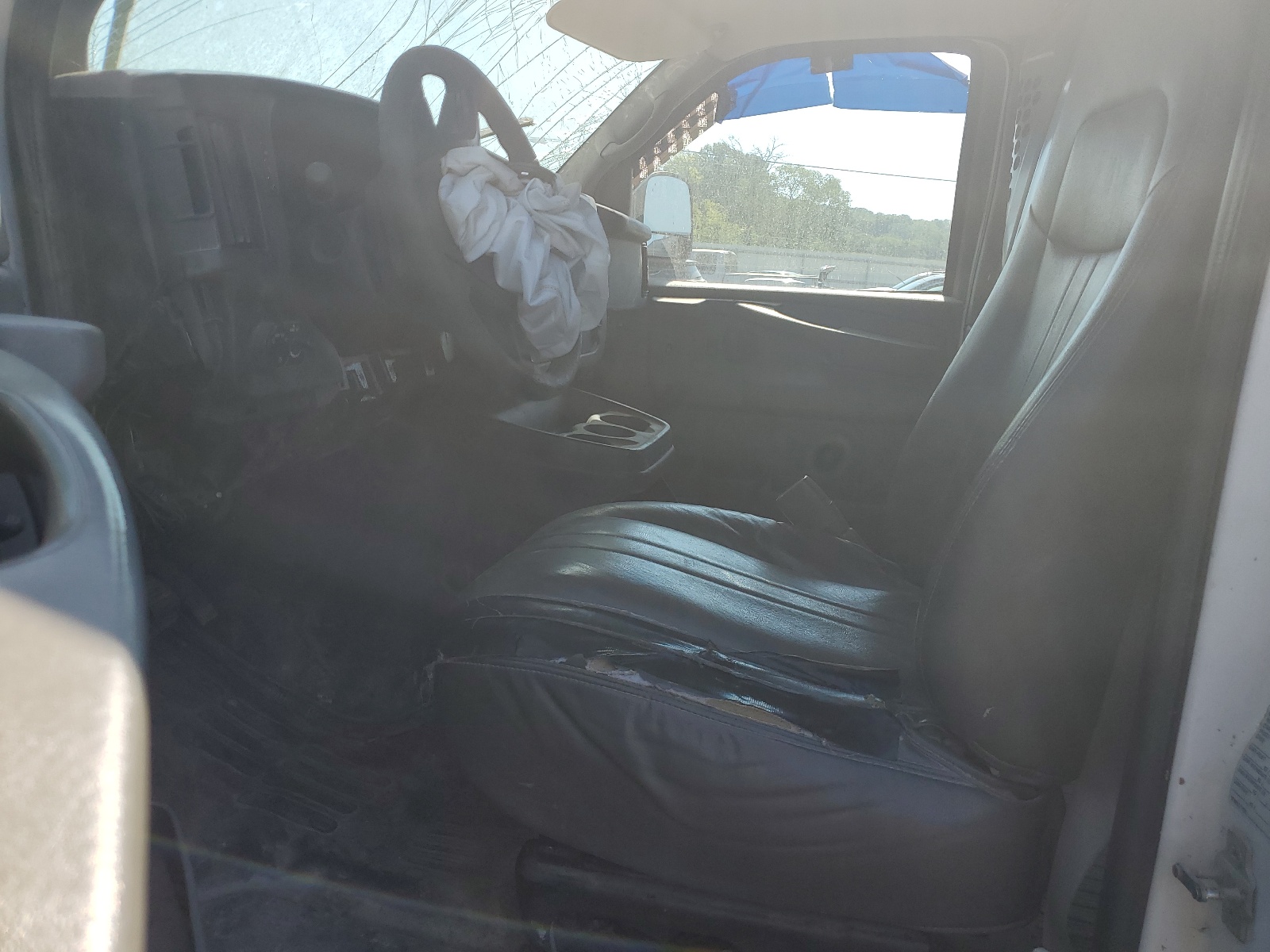 1GCZGFAA9A1166638 2010 Chevrolet Express G2500