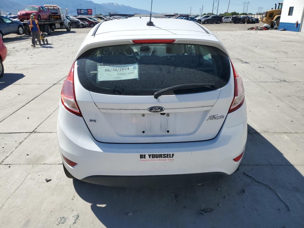 3FADP4EJXJM114341 2018 Ford Fiesta Se