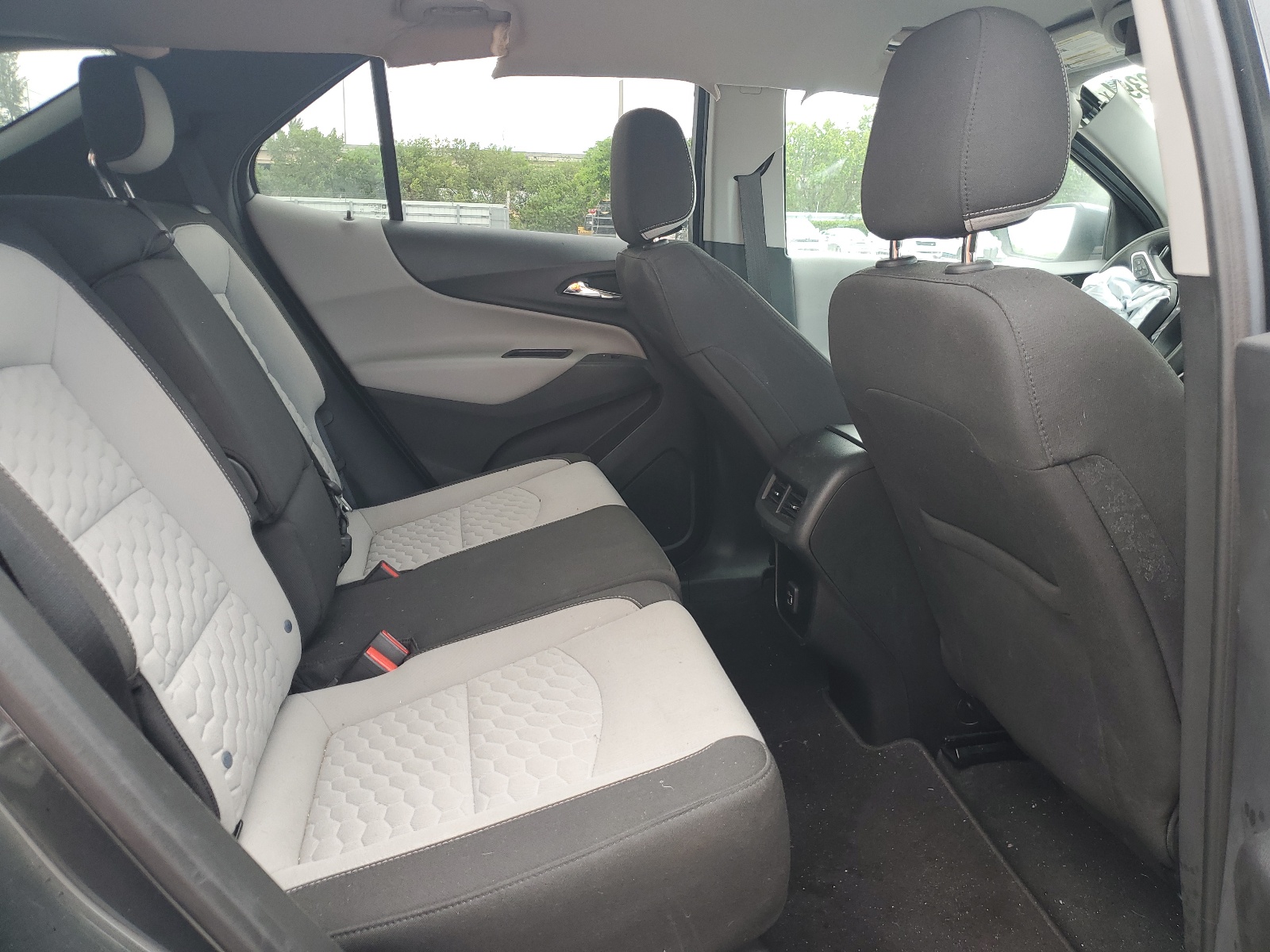 2GNAXKEV4L6185110 2020 Chevrolet Equinox Lt