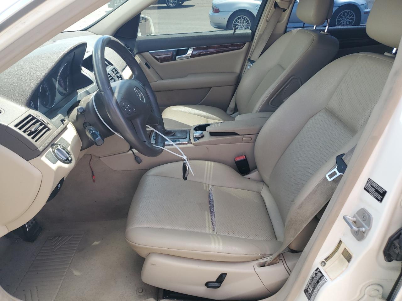 2010 Mercedes-Benz C 300 VIN: WDDGF5EB6AF472292 Lot: 60600194