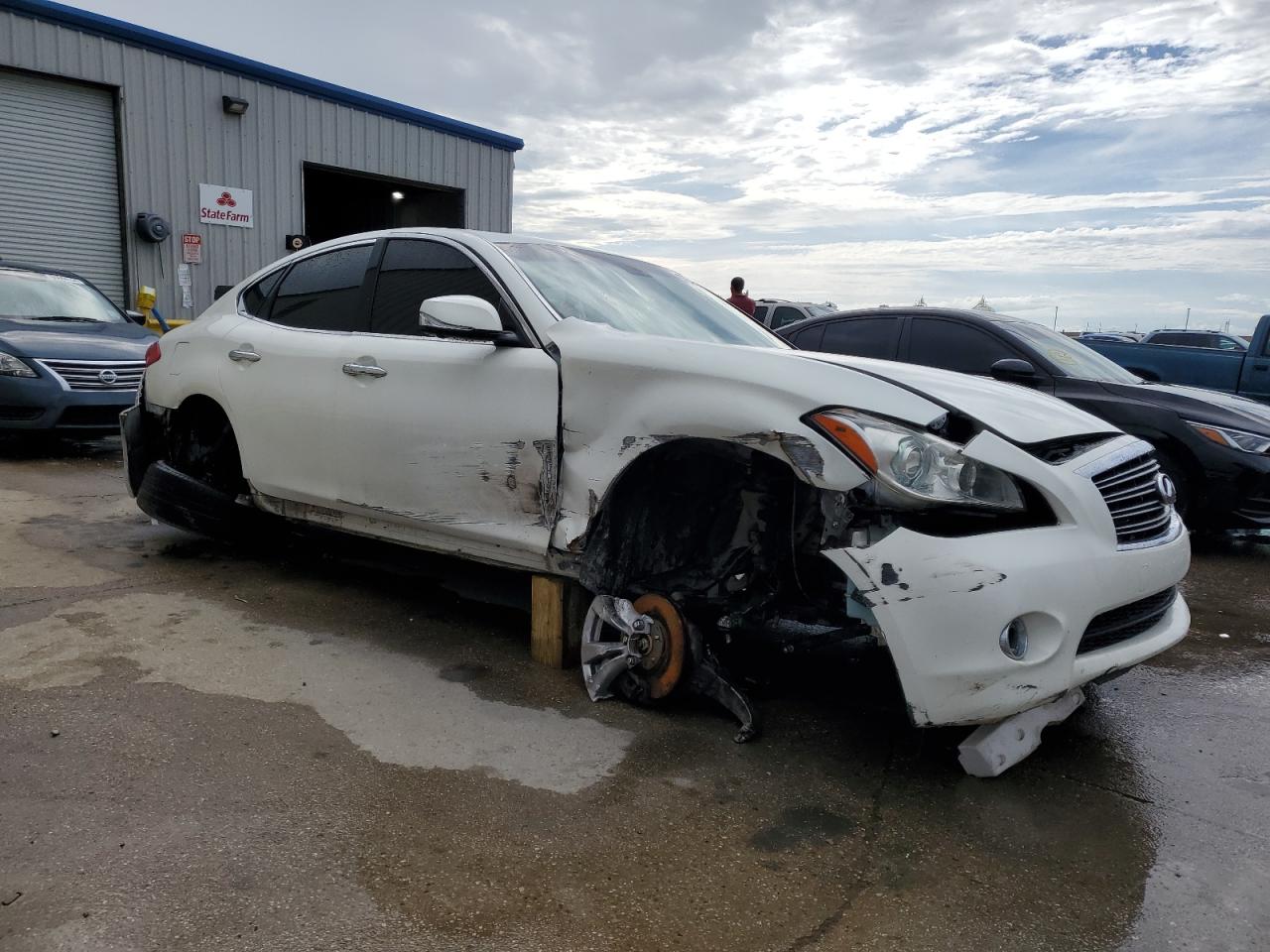 2014 Infiniti Q70 3.7 VIN: JN1BY1AR5EM320597 Lot: 60809854