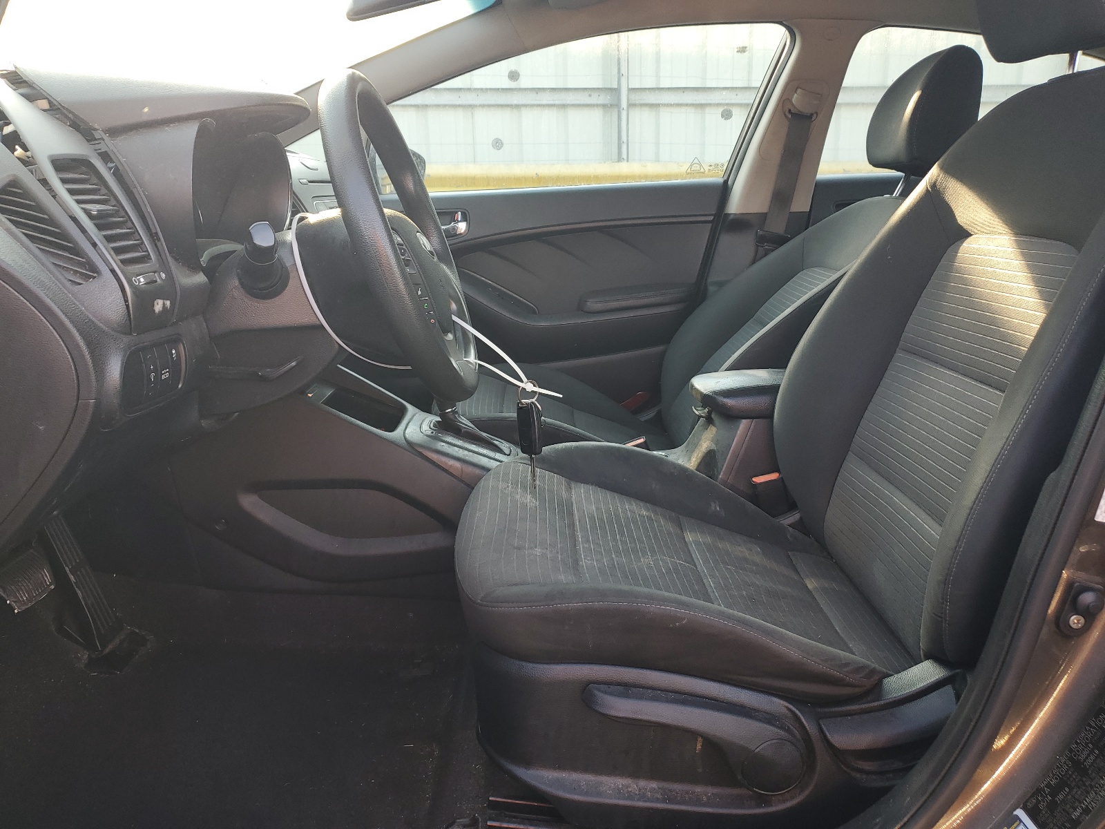 KNAFX4A66F5276479 2015 Kia Forte Lx