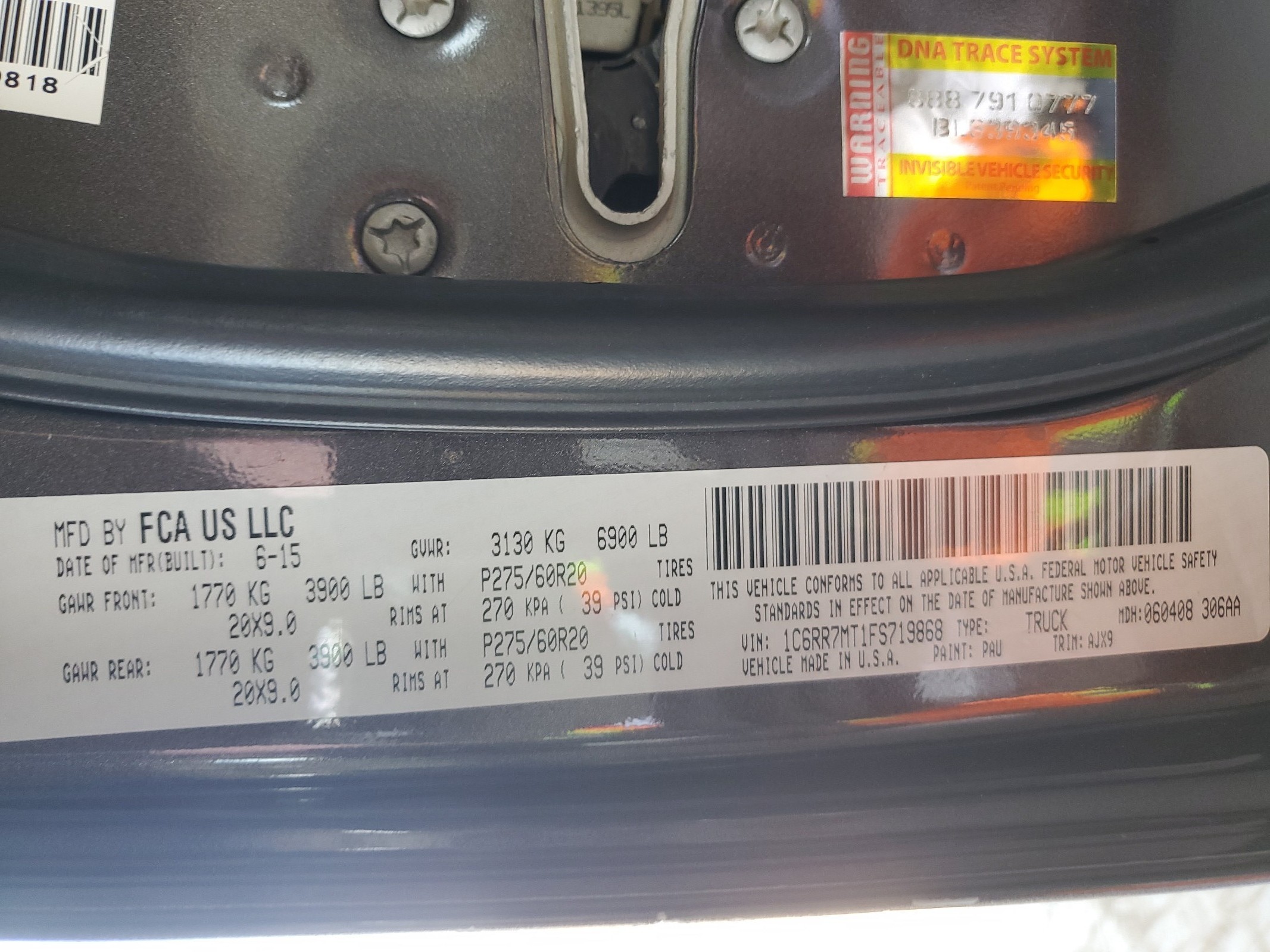 1C6RR7MT1FS719868 2015 Ram 1500 Sport