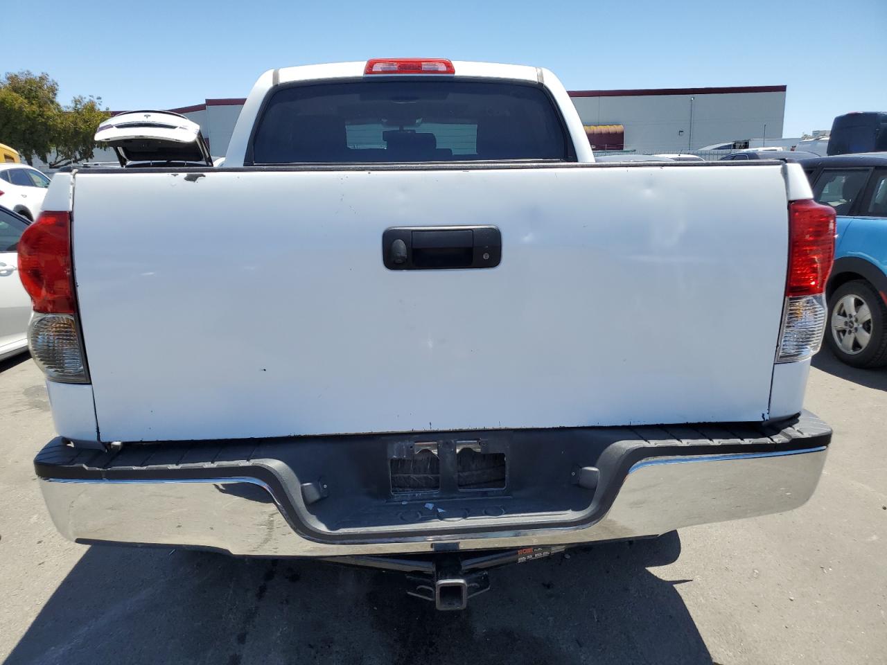 5TFEY5F11AX077576 2010 Toyota Tundra Crewmax Sr5