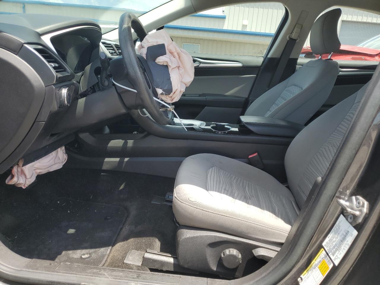 2016 Ford Fusion S VIN: 3FA6P0G72GR292601 Lot: 59980904