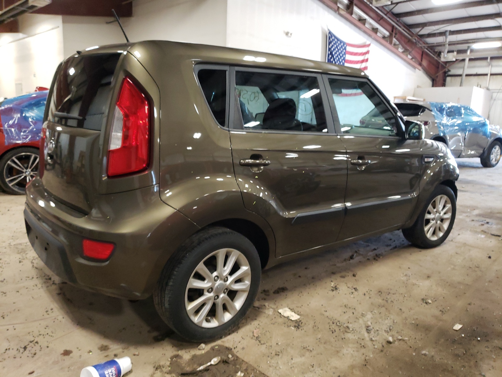 2013 Kia Soul vin: KNDJT2A57D7549905