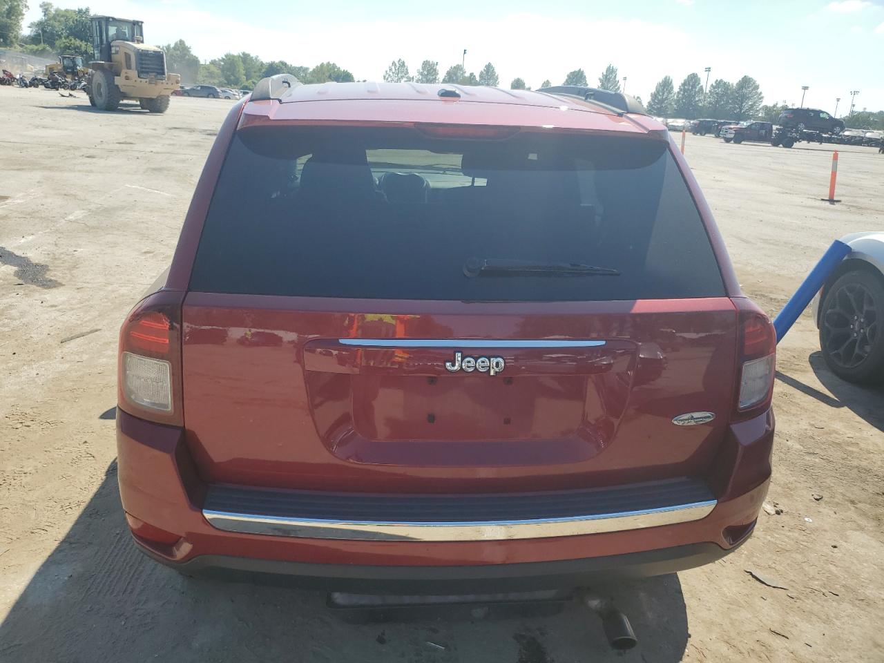 1C4NJCEA0GD806879 2016 Jeep Compass Latitude